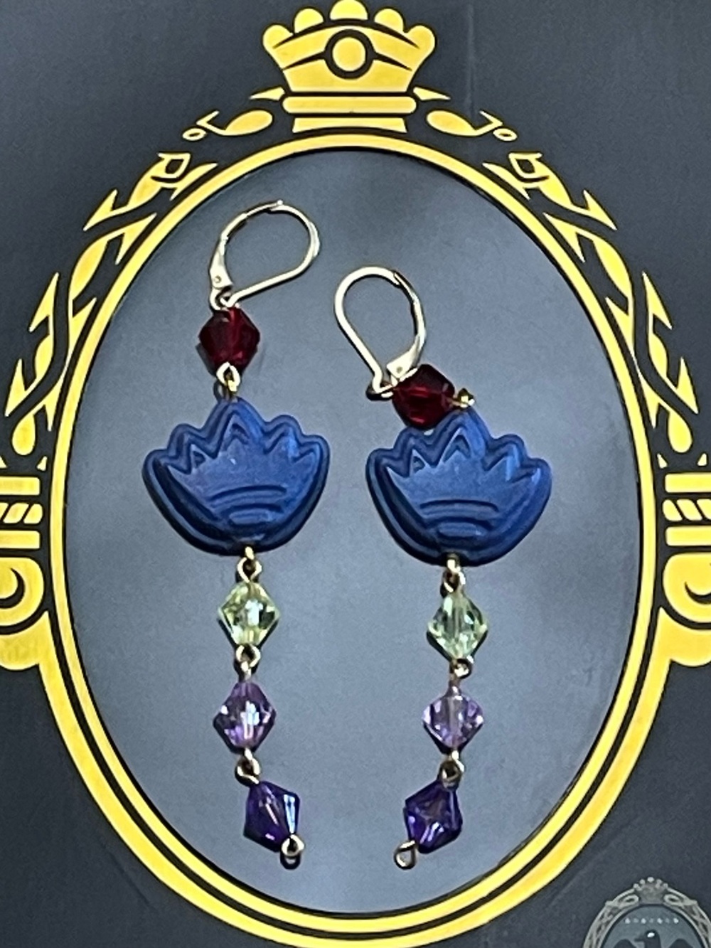 Twisted Wonderland Vil Schoenheit Inspired Groovy Candy Earrings